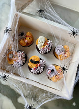 Load image into Gallery viewer, Halloween Cupcake Box