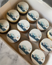 Load image into Gallery viewer, Custom Edible Image Cupcakes

