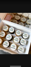 Load image into Gallery viewer, Custom Edible Image Cupcakes
