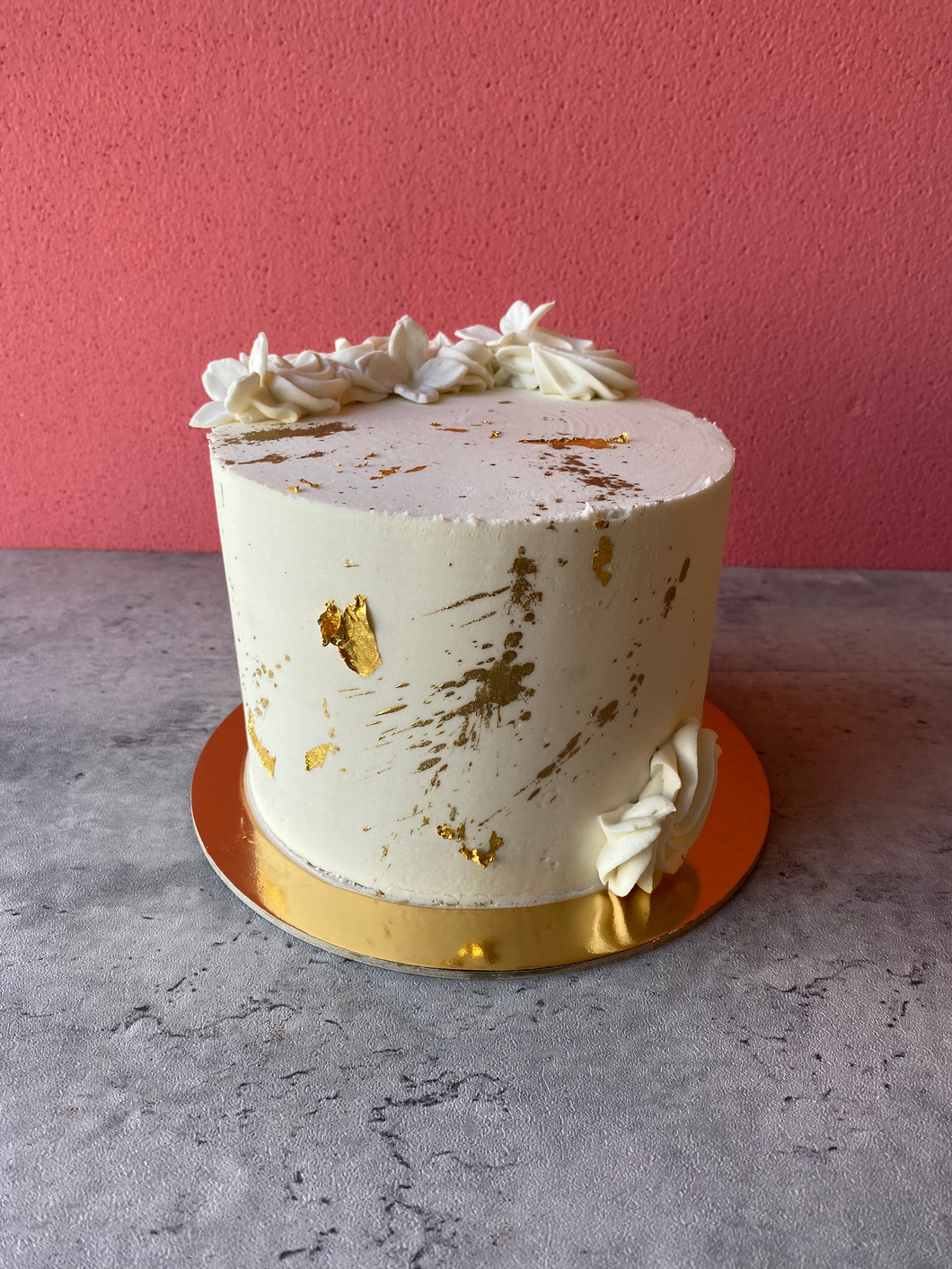 Splash of Gold Cake