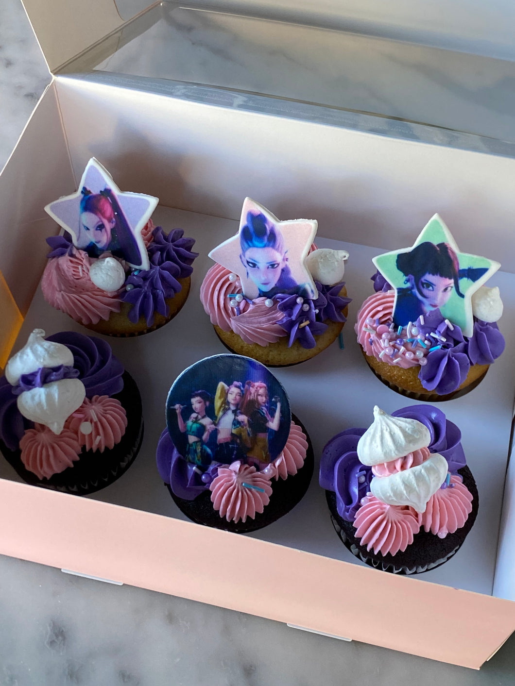 HUNTR/X Cupcake Box