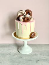 Load image into Gallery viewer, Donut Drip cake
