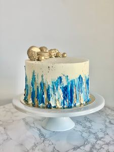Vertical Textured Buttercream Cake