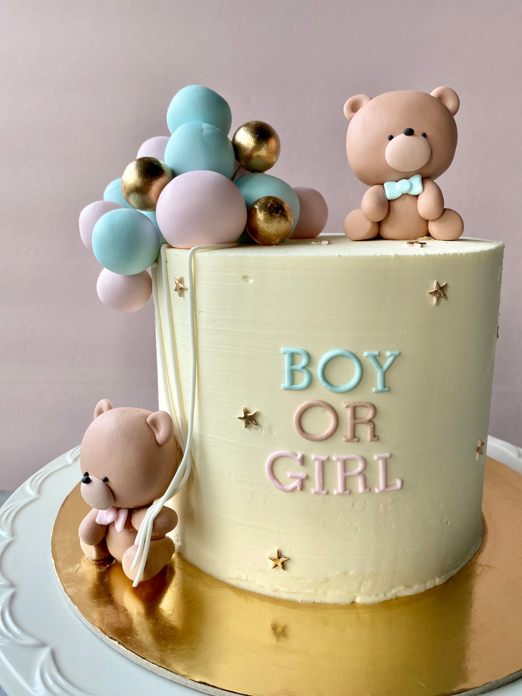 Bears and Balloons Gender Reveal Cake